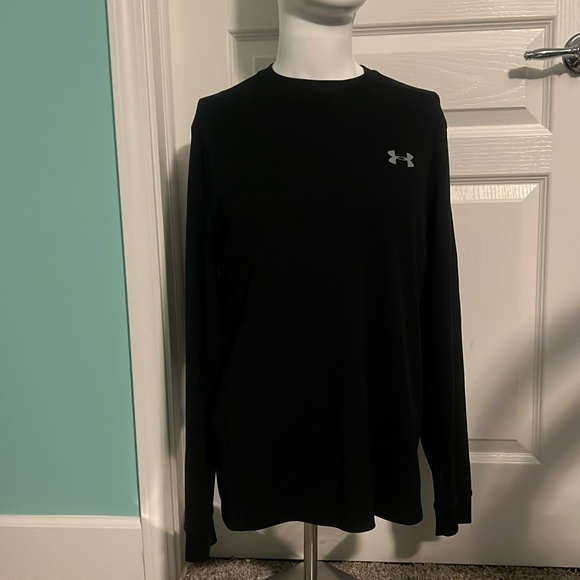 Man under armour shirt - Picture 1 of 6